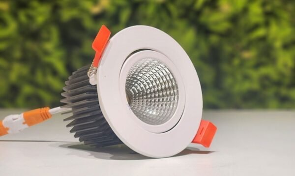 LX 335 9W Round Recessed COB Downlight spotlight for showroom - Image 2