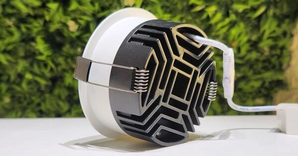 AP 2072 18W White Round Deep Recessed COB Downlight with Apra Driver - Image 2